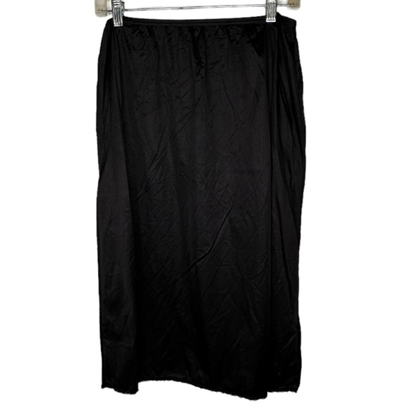 Vintage Vanity Fair Black Nylon‎ Slip - Picture 3 of 4